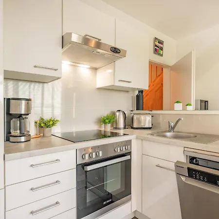 Дом отдыха Amber 6k Корсвандт